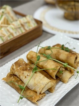 {{photo.Alt || photo.Description || 'Блинчик с жульеном из курицы с грибами'}}